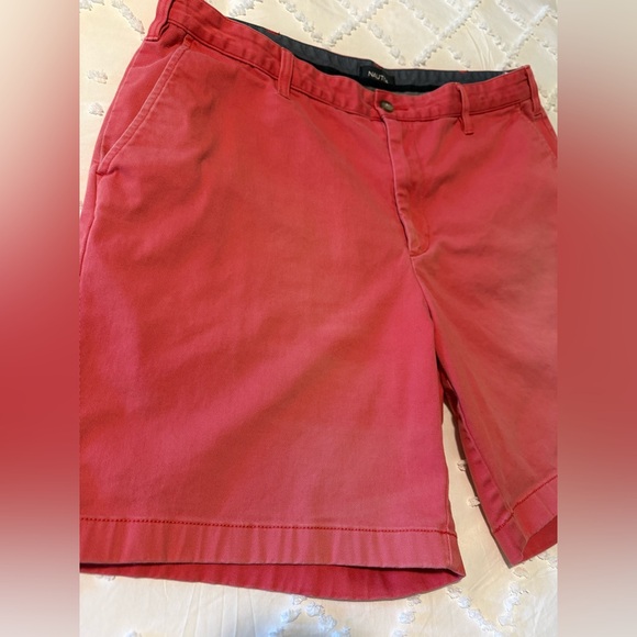 Nautica 8.5" Flat Front Deck Shorts Size 36W - Picture 5 of 9